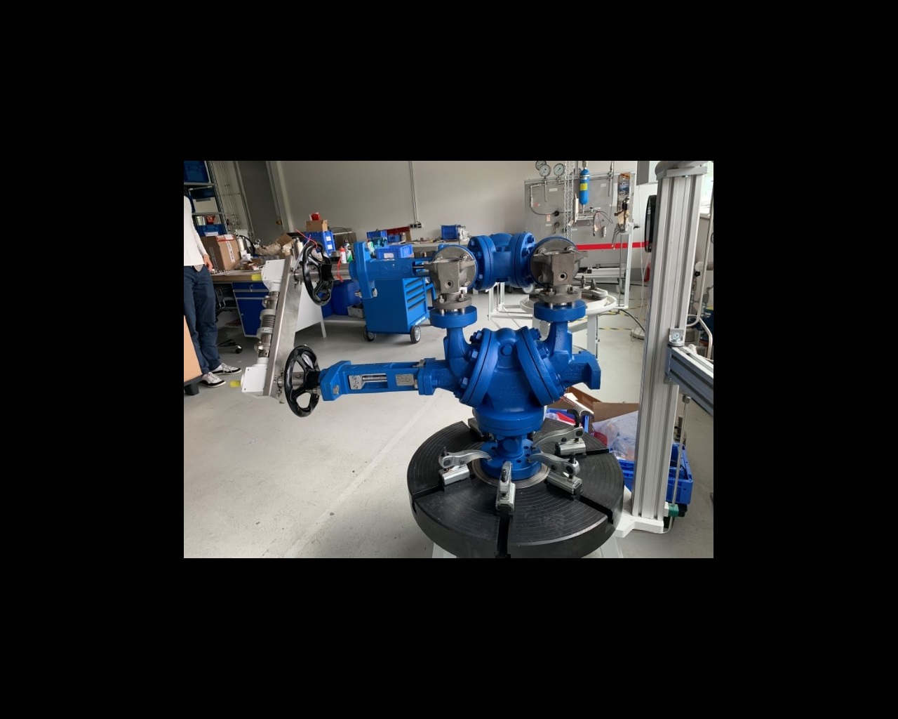 Change-over valve combination with angular gear connection