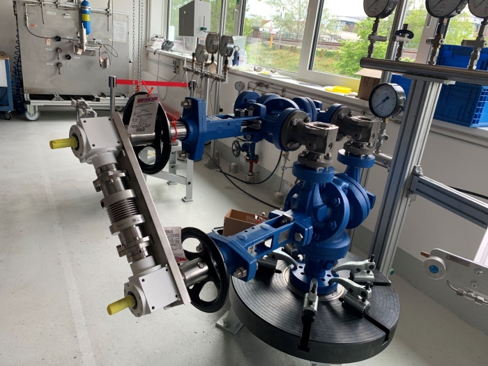 Sicherheits- Wechselventilkombination mit Winkelgetriebeverbindung